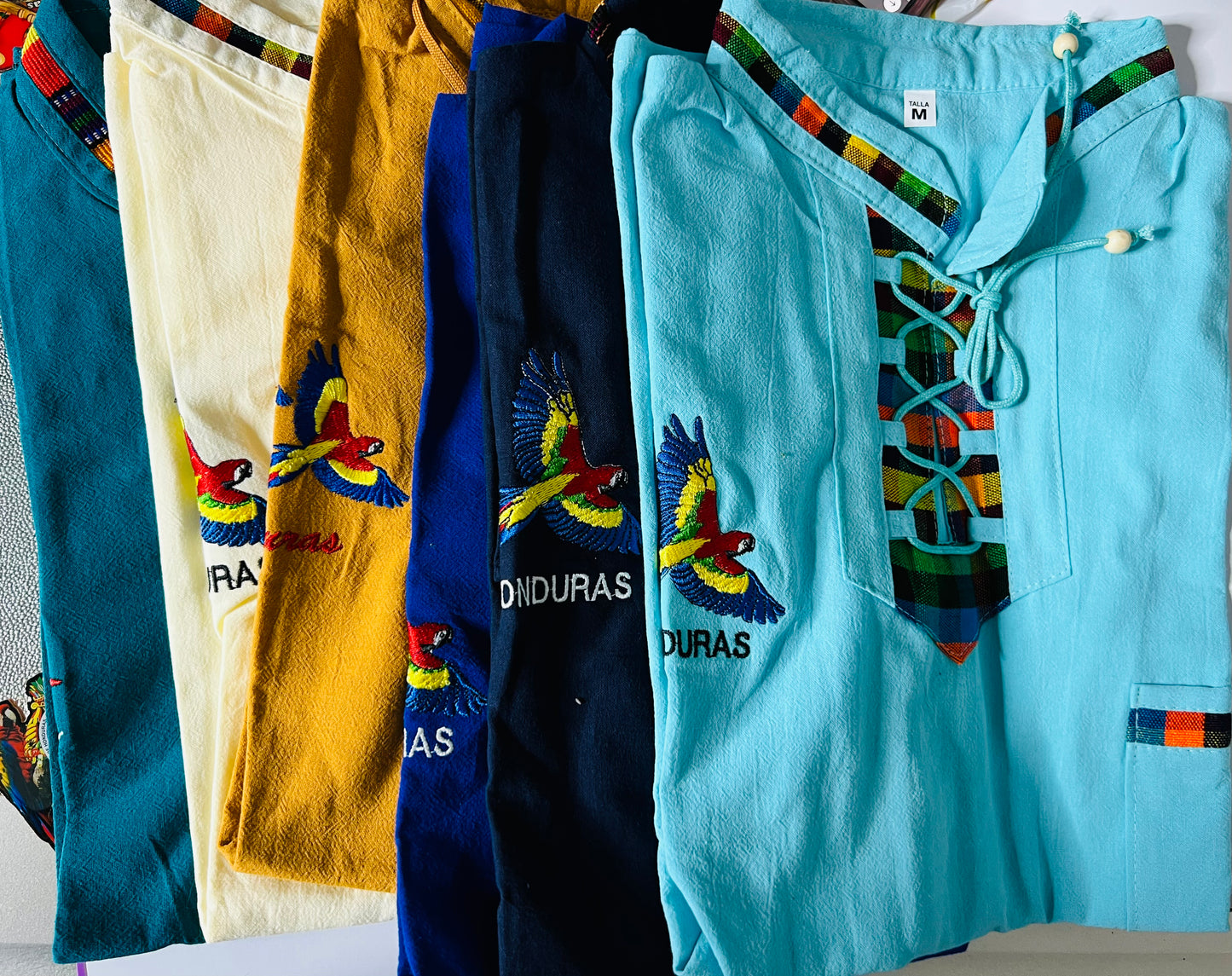 Camisas típicas