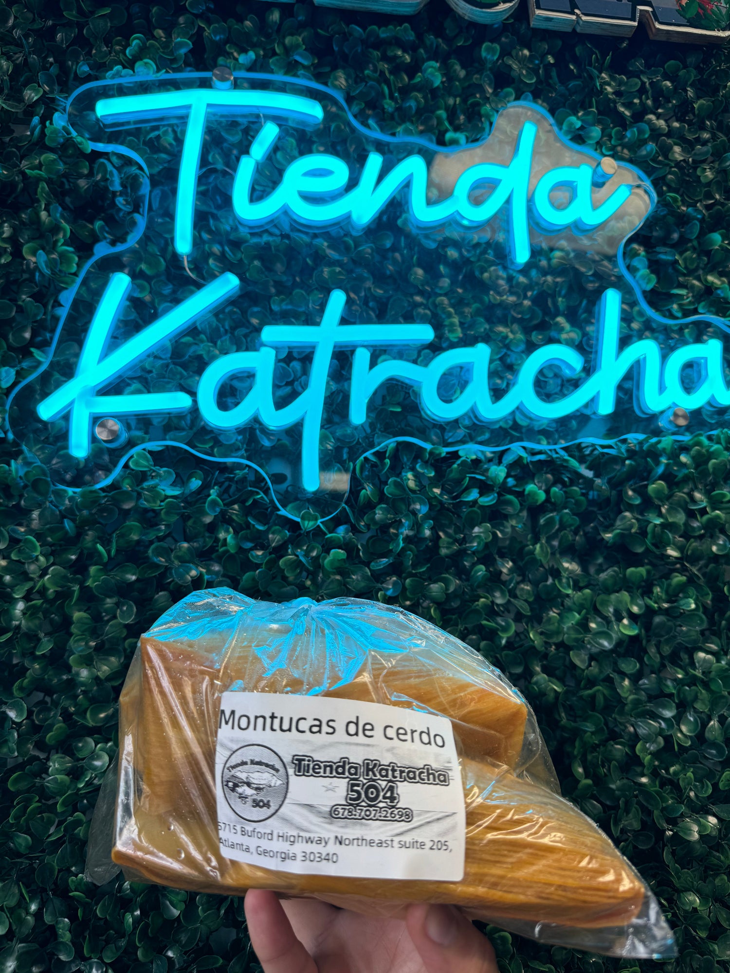 MONTUCAS